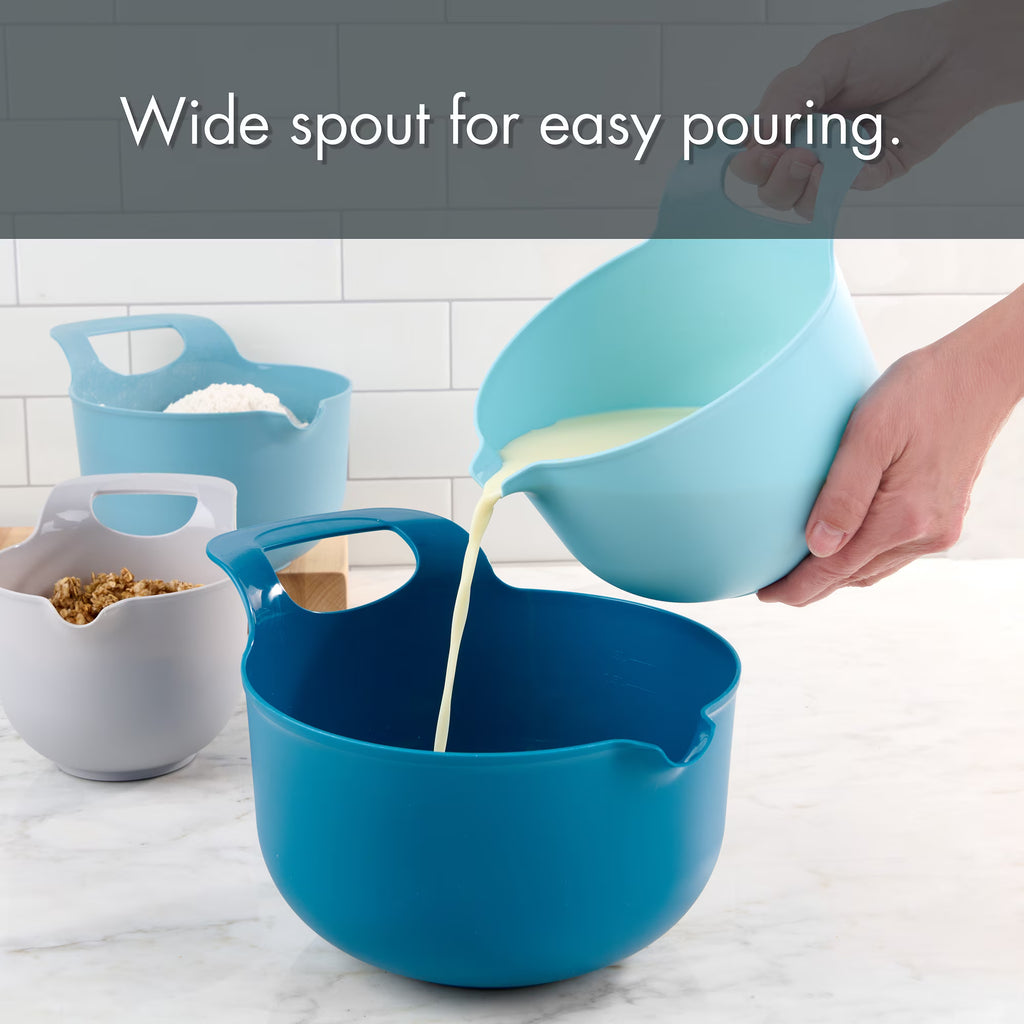 4-Piece Nesting Plastic Mixing Bowl Set – Convenient Stackable Prep Bowls with Pour Spouts & Comfort Handles for All Your Baking & Cooking Tasks